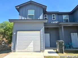 7109 Georgeann Dr in San Antonio, TX - Building Photo