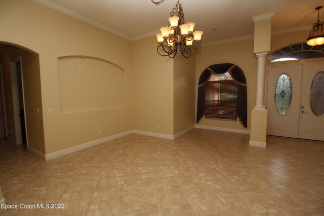 285 Galicia St SW in Palm Bay, FL - Building Photo - Building Photo