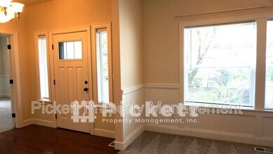 1627 Lucero Pl E in Port Orchard, WA - Building Photo - Building Photo