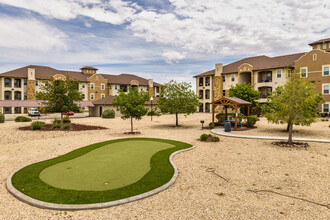 SUNSET LODGE in Odessa, TX - Foto de edificio - Building Photo