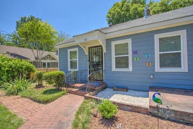 property at 61 N Cox St