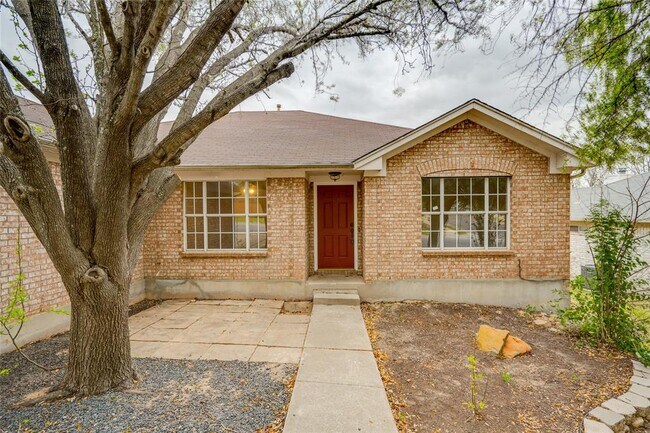 property at 3807 Eagles Nest St