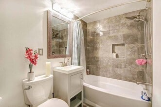 11408 Cherry Hill Rd in Beltsville, MD - Building Photo - Building Photo