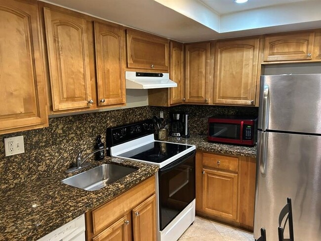 property at 510 NE 17th Ave