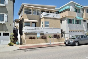 321 15th St in Manhattan Beach, CA - Building Photo