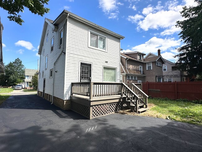 3288 Kildare Rd in Cleveland Heights, OH - Building Photo - Building Photo