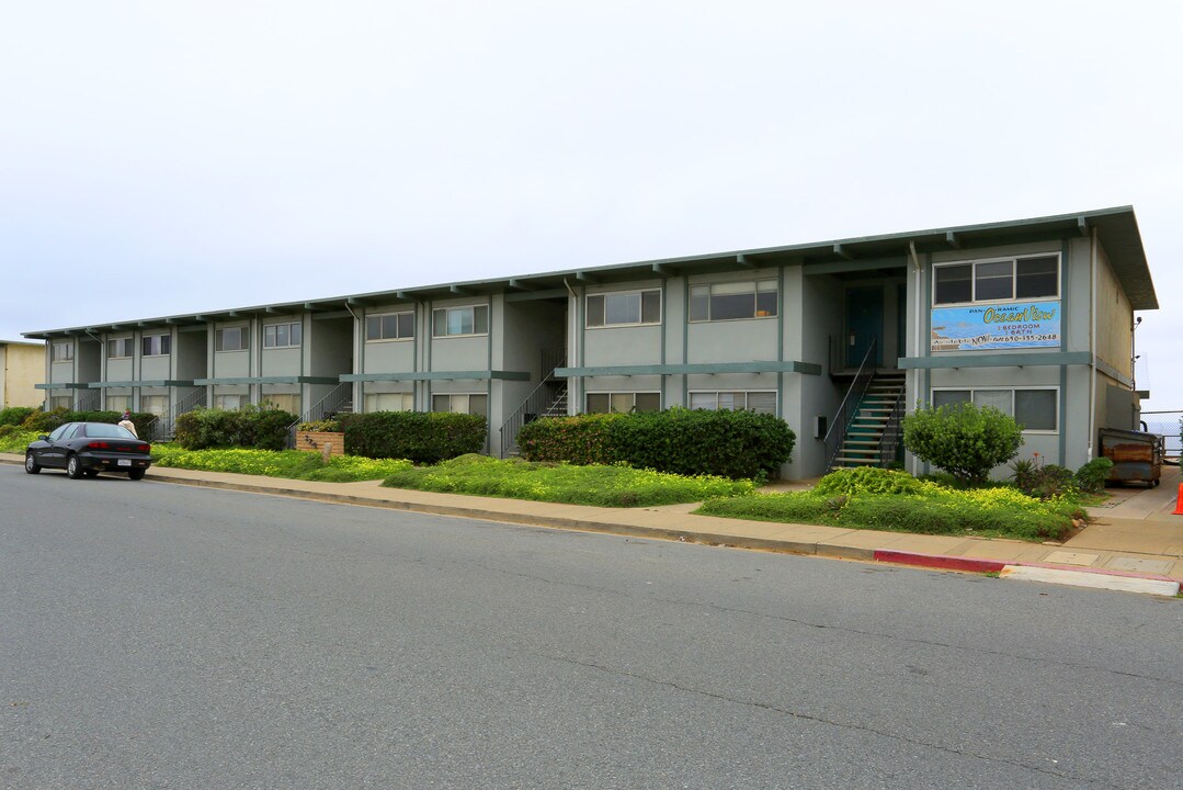 La Esplanade Apartments in Pacifica, CA - Building Photo