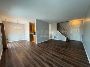 4018 Boulder Ct in Aurora, IL - Building Photo - Building Photo