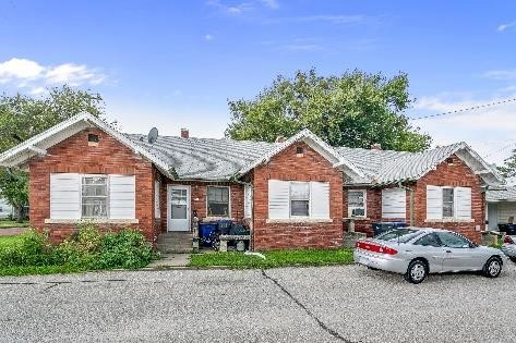 207-213.5 Old Mill Rd