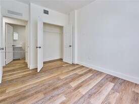 6211 NW 7th Ave in Miami, FL - Building Photo