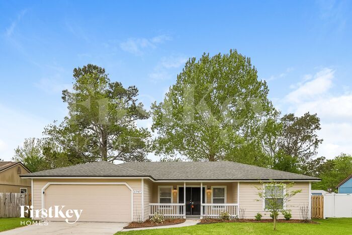 1797 Killarn Cir in Middleburg, FL - Building Photo