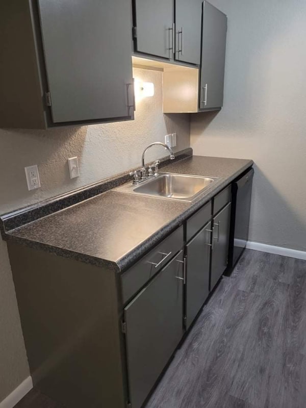 505 N Main St in Walbridge, OH - Building Photo - Building Photo