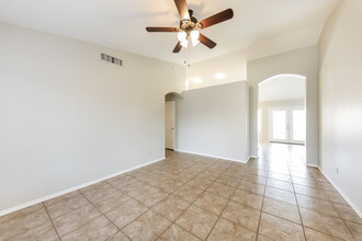 1232 E Grovers Ave in Phoenix, AZ - Building Photo - Building Photo