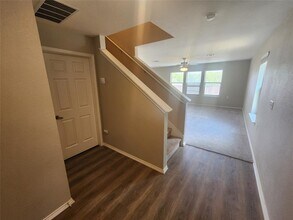 9417 Edmundsbury Dr in Austin, TX - Building Photo - Building Photo