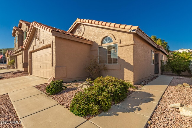 2032 E Windsong Dr in Phoenix, AZ - Building Photo - Building Photo