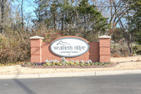 Weatherly Ridge Apartments in Antioch, TN - Foto de edificio - Building Photo