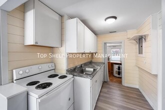 2400 37th St in Des Moines, IA - Building Photo - Building Photo