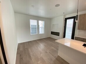 1920 Hooker St, Unit 6 in Denver, CO - Foto de edificio - Building Photo
