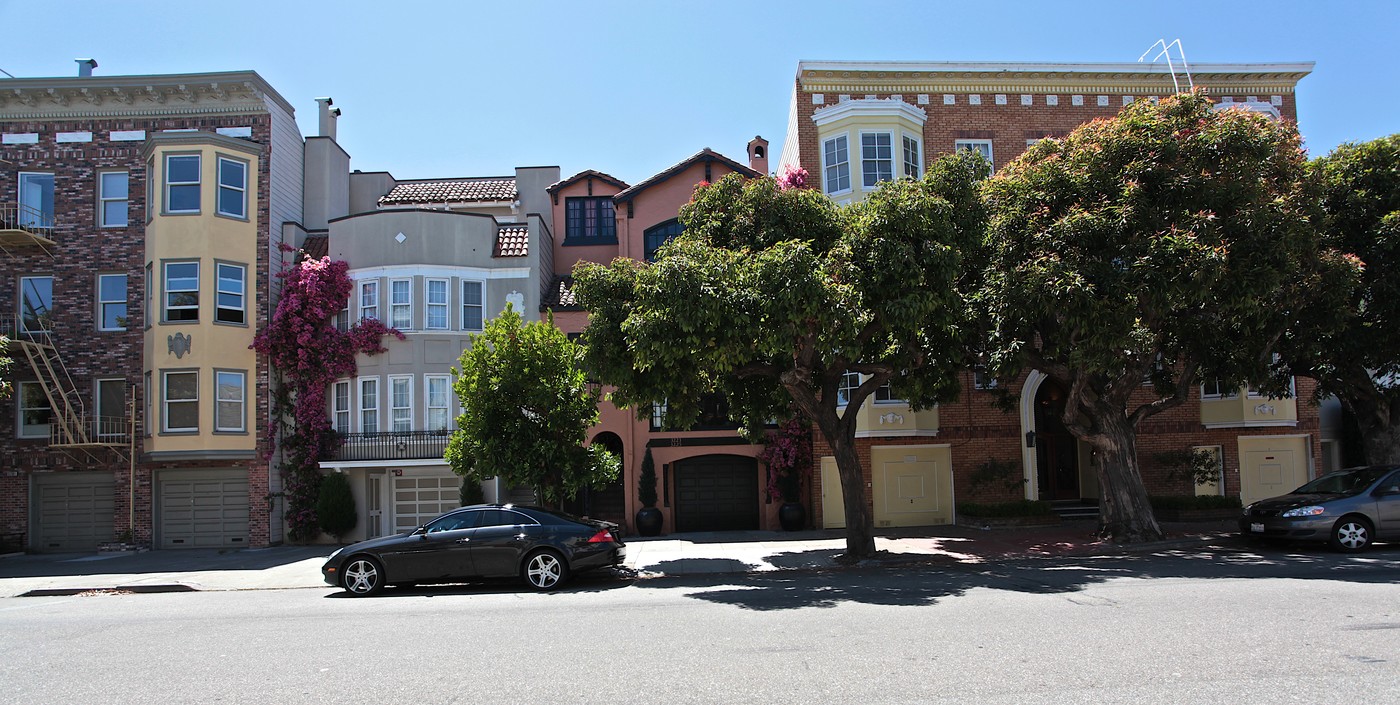 3223-3225 Gough St in San Francisco, CA - Building Photo