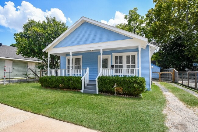 1017 W Cavalcade St in Houston, TX - Building Photo - Building Photo