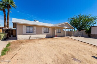 4636 W Mission Ln in Glendale, AZ - Building Photo - Building Photo