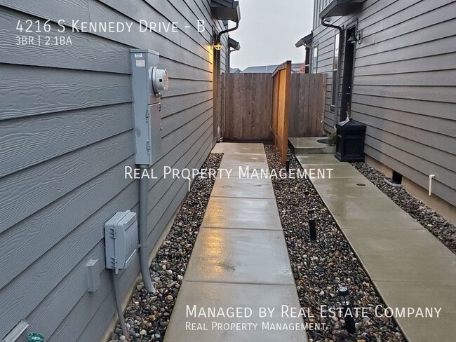 4216 S Kennedy Dr in Ridgefield, WA - Building Photo - Building Photo