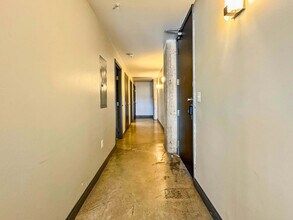555 Evergreen St in Dallas, TX - Building Photo - Building Photo