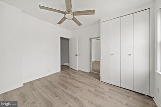 1122 McClellan St in Philadelphia, PA - Building Photo - Building Photo
