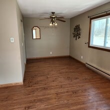 524 Marshal Ct, Unit Unit A in West Bend, WI - Building Photo - Building Photo