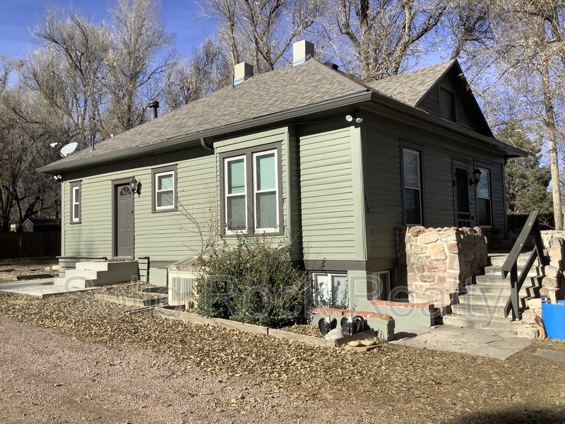 1436 N Walnut St in Colorado Springs, CO - Foto de edificio