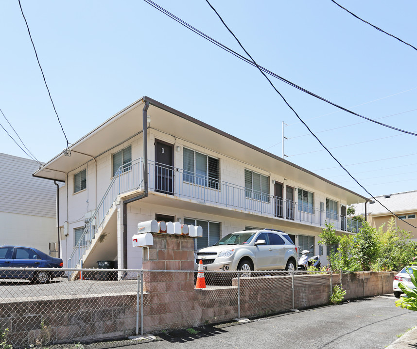 1313 Ahiahi St in Honolulu, HI - Building Photo