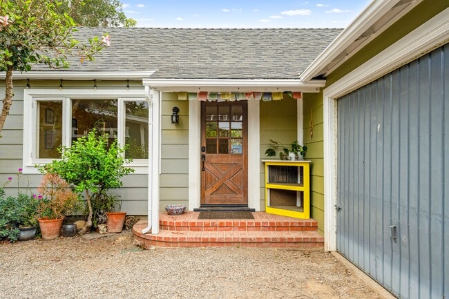 property at 1161 High Rd