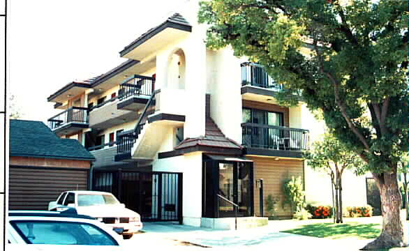 729 W Dryden St in Glendale, CA - Building Photo - Building Photo