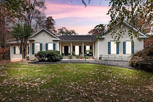 94 Cherry Hill Dr in Stafford, VA - Building Photo