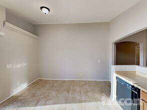 19303 N Leland Rd in Maricopa, AZ - Foto de edificio - Building Photo