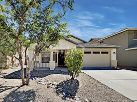 7909 S 45th Ln in Phoenix, AZ - Building Photo