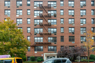 411 E 26th St in Brooklyn, NY - Building Photo - Building Photo