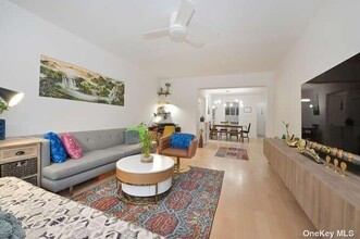 10255 67th Dr in Queens, NY - Building Photo - Building Photo
