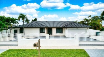 13513 SW 5th St in Miami, FL - Building Photo - Building Photo
