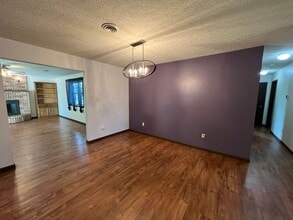 21105 Helga Ln in St. Robert, MO - Building Photo - Building Photo