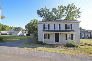 169 W Lee St in New Market, VA - Building Photo