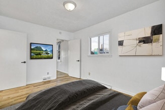 917 S Pennsylvania Ave in Lansing, MI - Foto de edificio - Building Photo