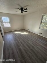 1024 Irving Pl in Toms River, NJ - Building Photo - Building Photo