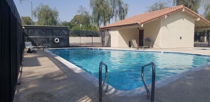 4440 Rich Dr in Las Vegas, NV - Building Photo - Building Photo