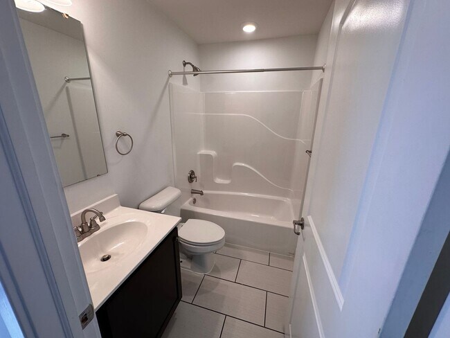 1629 W Venango St in Philadelphia, PA - Building Photo - Building Photo
