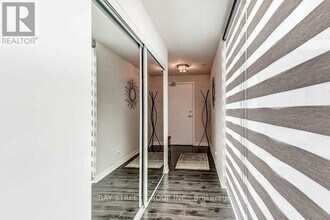 18-518 Rean Dr in Toronto, ON - Building Photo - Building Photo