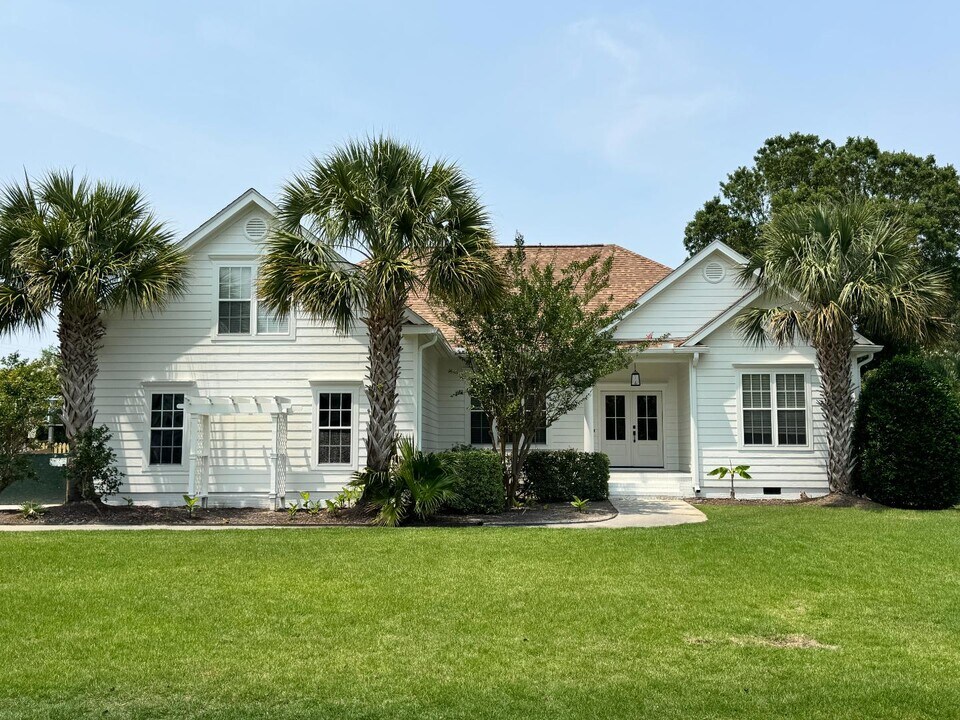 7203 Brisbane Ct in Wilmington, NC - Building Photo