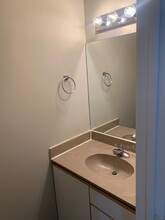 1383 W Allen St-Unit -B6 in Bloomington, IN - Building Photo - Building Photo