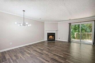 6458 Bedford Ln in Lithonia, GA - Building Photo - Building Photo