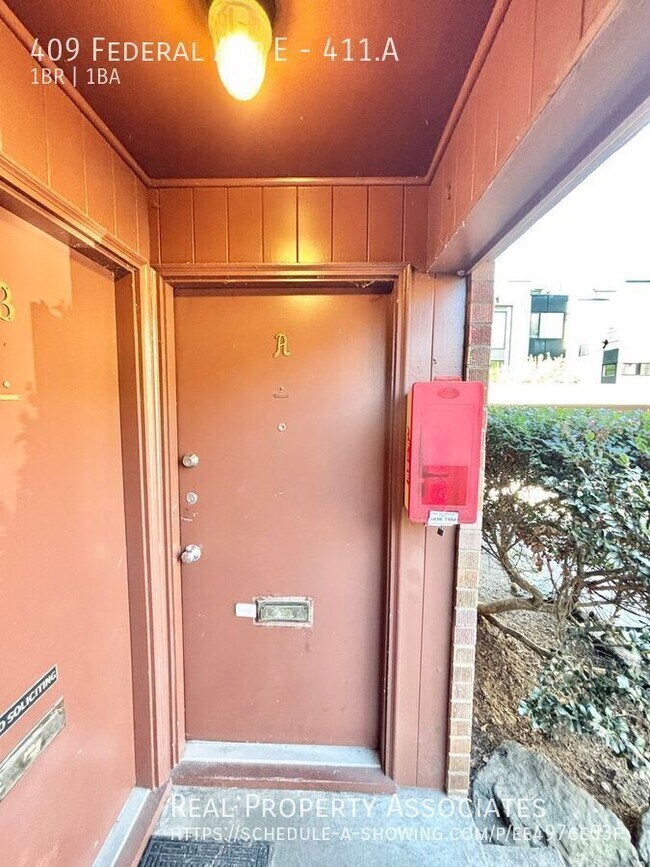 409 Federal Ave E in Seattle, WA - Building Photo - Building Photo